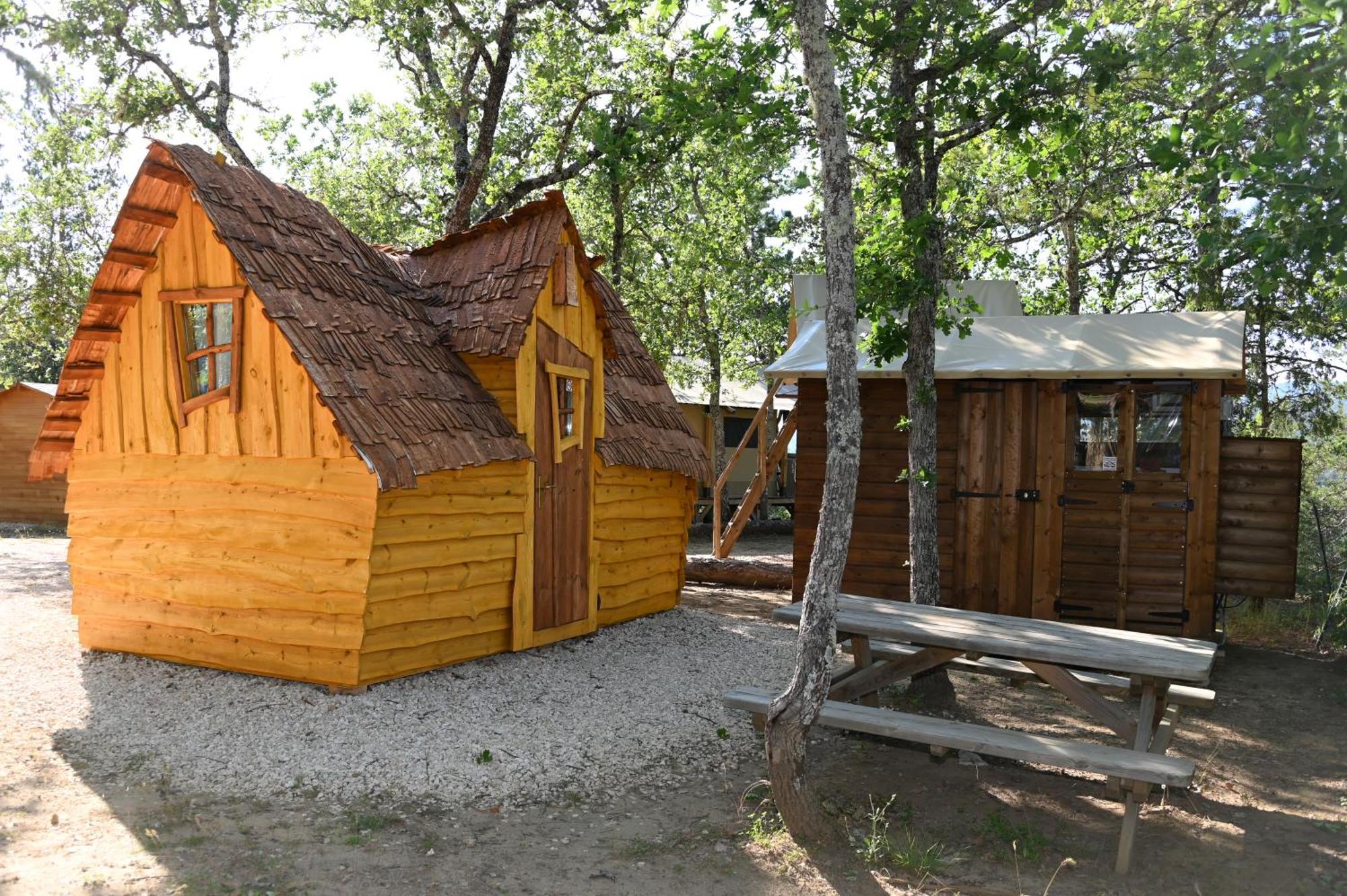 Camping Le Colorado リュストレル エクステリア 写真